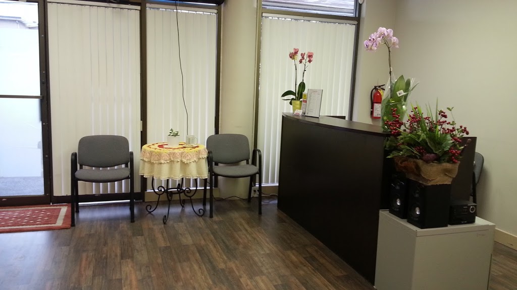 Gloria Wellness and Acupuncture Clinic | 102-1061 Ridgeway Ave, Coquitlam, BC V3J 1S6, Canada | Phone: (604) 671-1007