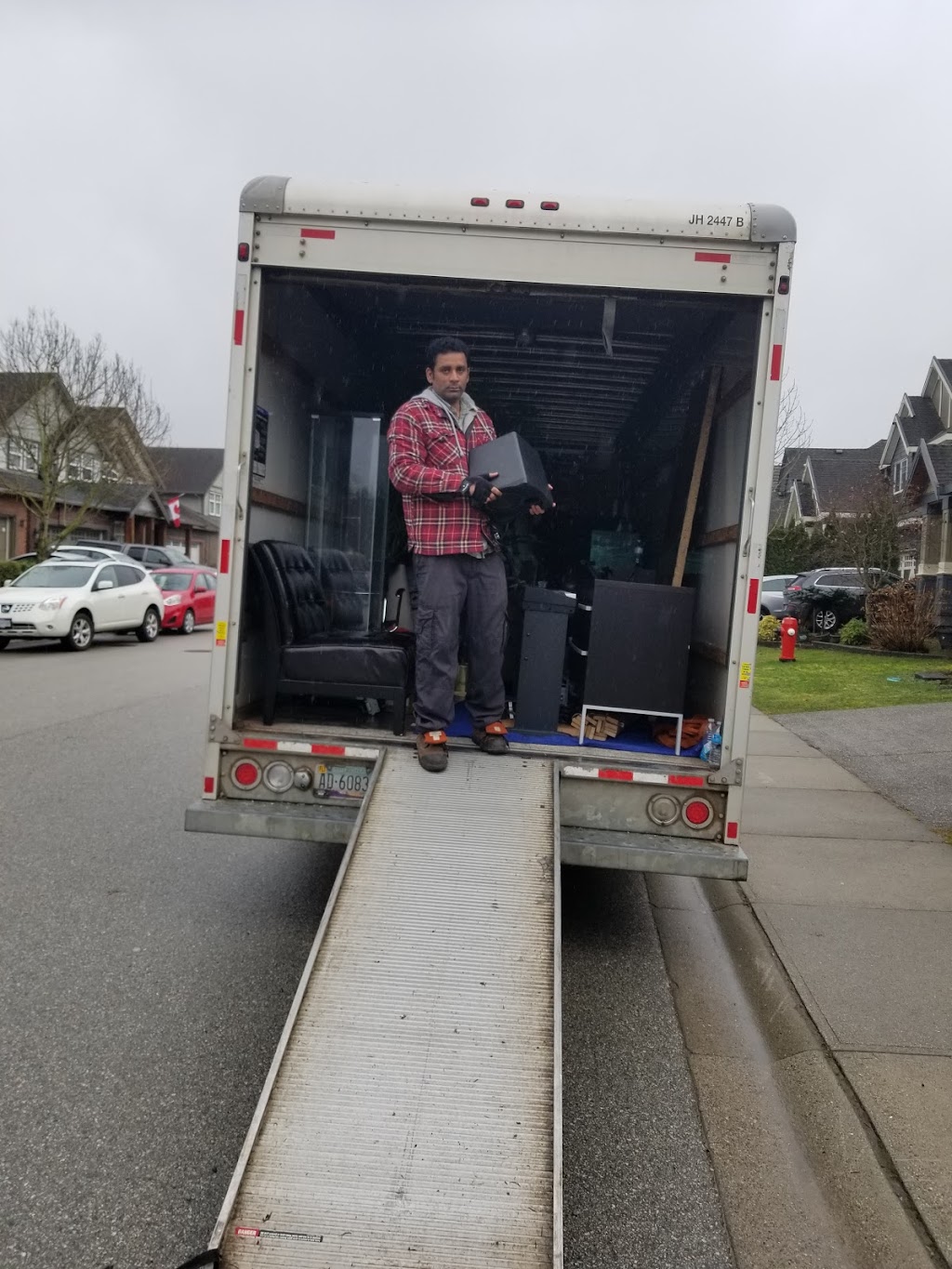 Harry Moving and junk removal | 112 and, 80 Ave, Delta, BC V4C 8R7, Canada | Phone: (778) 989-1835