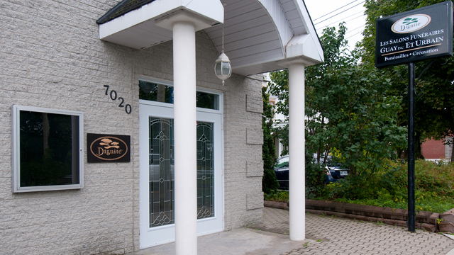 Les Salons Funeraires Guay Inc. | 7020 Boulevard des Mille-Îles, Laval, QC H7A 4B3, Canada | Phone: (514) 871-2020