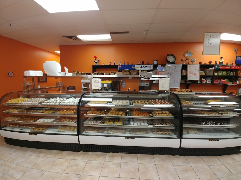 Euro Pastry & Bakery | 115 Christopher Dr, Cambridge, ON N1R 4S1, Canada | Phone: (519) 623-3280