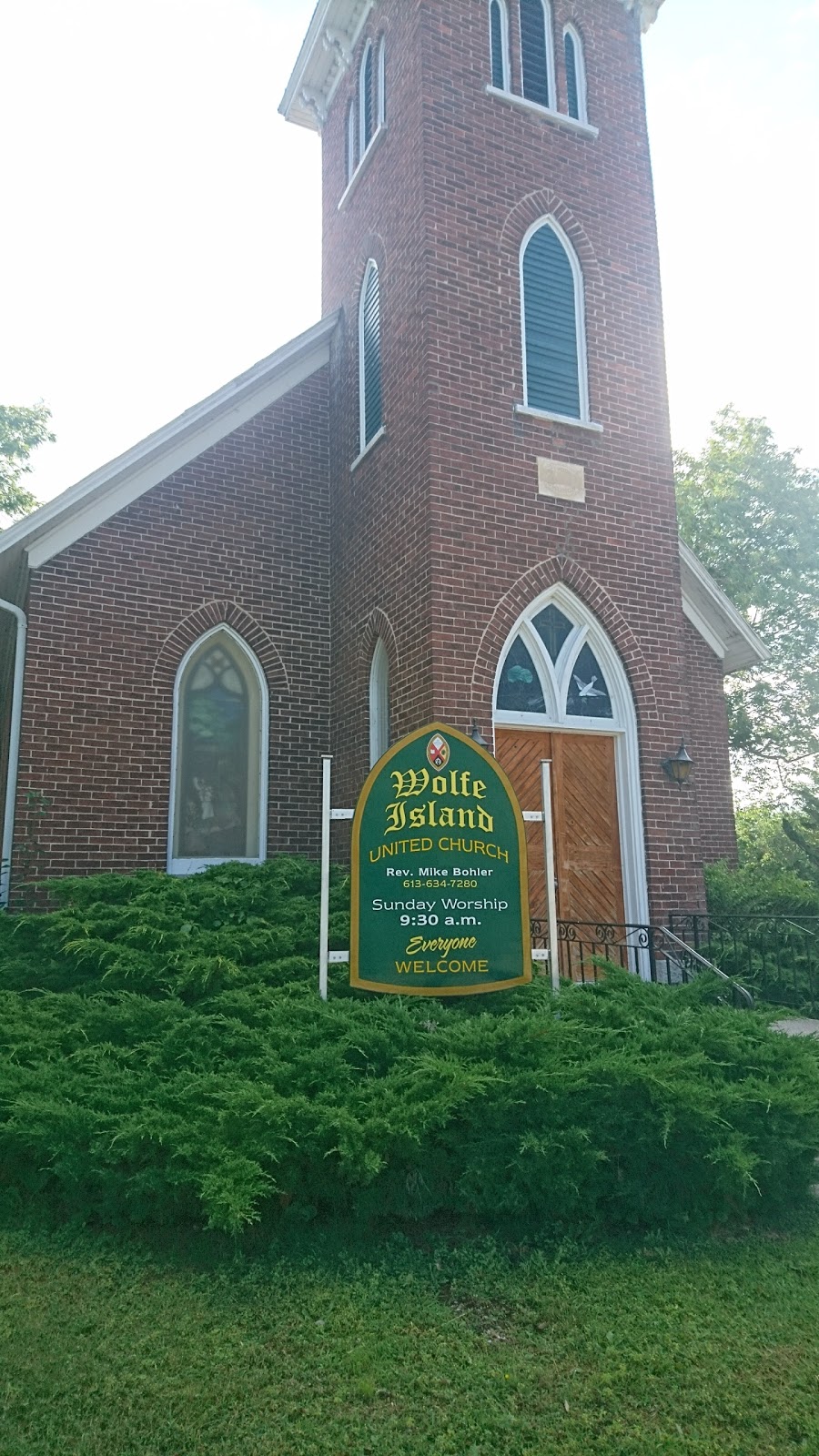 Wolfe Island United Church | 52 Victoria St, Wolfe Island, ON K0H 2Y0, Canada | Phone: (343) 363-0754