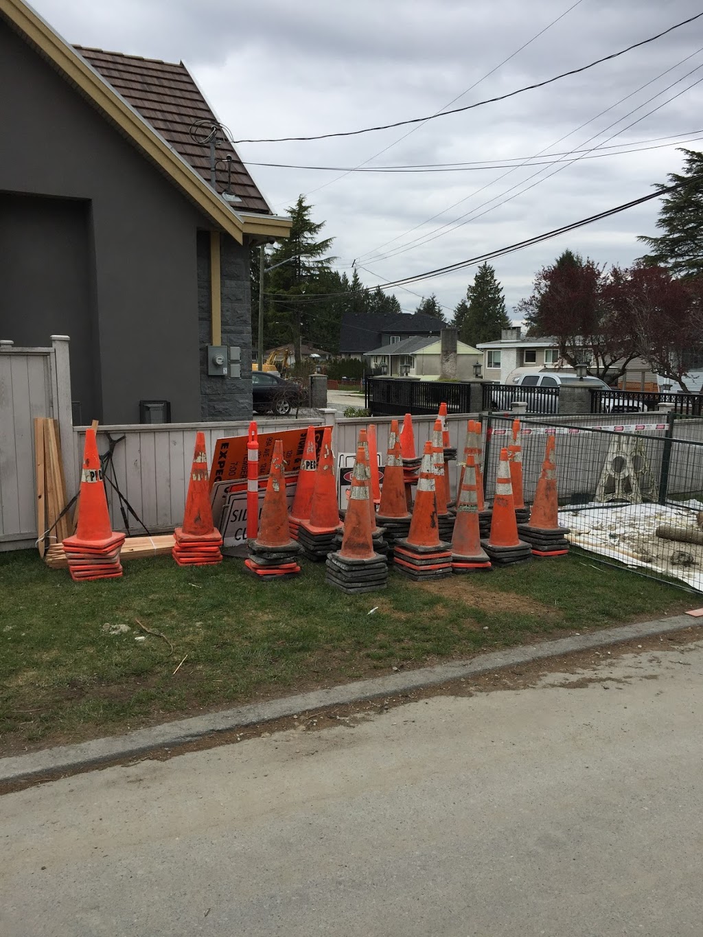 Pedre Contractors Ltd | 26620 56 Ave, Langley City, BC V4W 3X5, Canada | Phone: (604) 881-2411