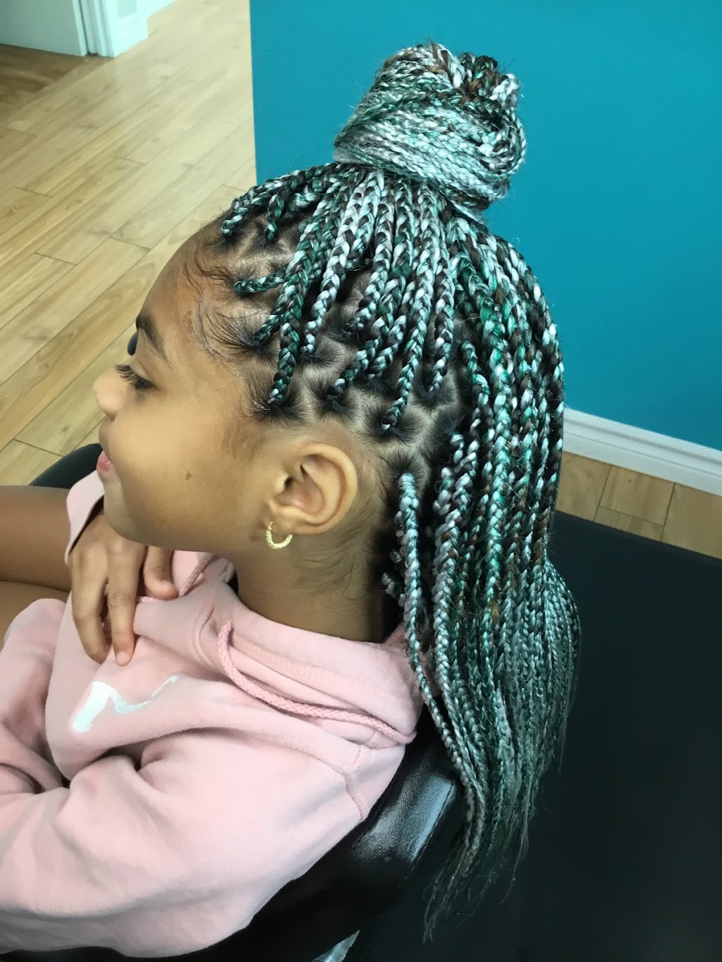 Funke Hair Braiding and Extensions | 5 Mountain Rd #845, Moncton, NB E1C 2R9, Canada | Phone: (506) 380-9243