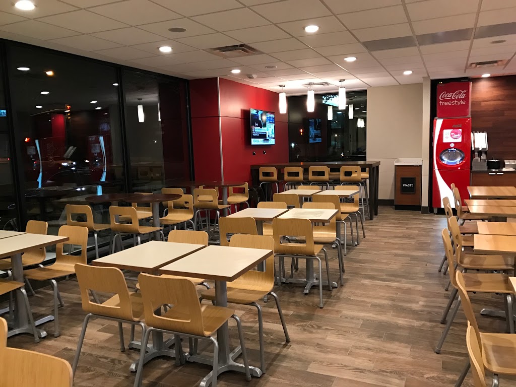 Wendys | 1002 Lawrence Ave W, North York, ON M6A 1C3, Canada | Phone: (416) 783-2574