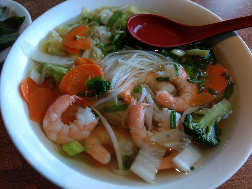 Restaurant Pho Rosemont | 435 Boulevard Rosemont, Montréal, QC H2S 1Z2, Canada | Phone: (514) 271-2696