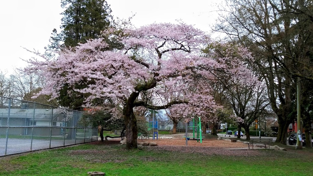 McBride Park Playground | 3488 W 5th Ave, Vancouver, BC V6R 1R8, Canada | Phone: (604) 873-7000