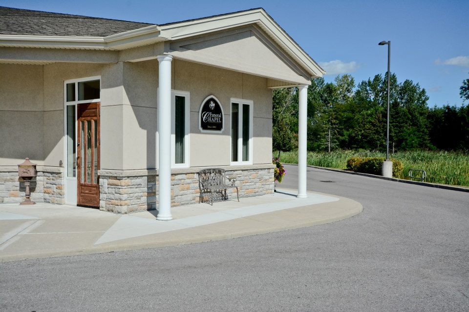 Barnes Memorial Funeral Home | 5295 Thickson Rd, Whitby, ON L1M 1W9, Canada | Phone: (905) 655-3662