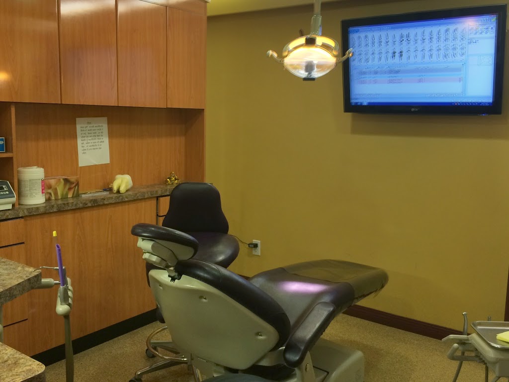 Rainbow Dental Centre | 7500 120 St #120, Surrey, BC V3W 3N1, Canada | Phone: (604) 594-2779