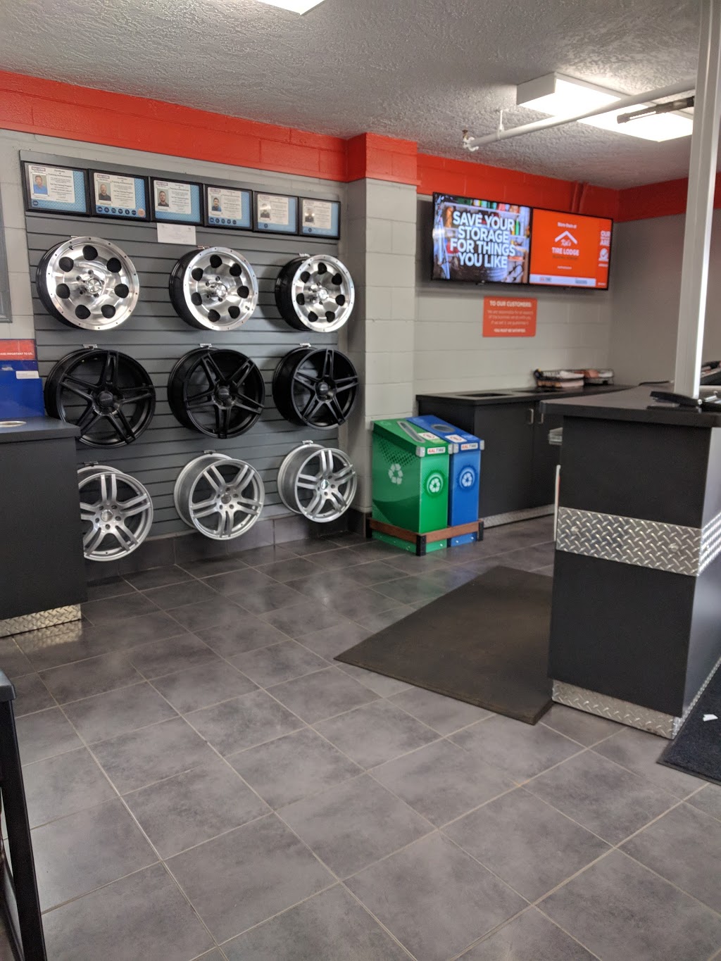 Kal Tire | 2107 Keating Cross Rd, Saanichton, BC V8M 2A5, Canada | Phone: (250) 652-6641