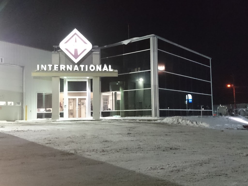 Le Réseau Dynamique - Le Centre du Camion Beauce | 8900 25e Ave, Saint-Georges, QC G6A 1K5, Canada | Phone: (418) 228-8005