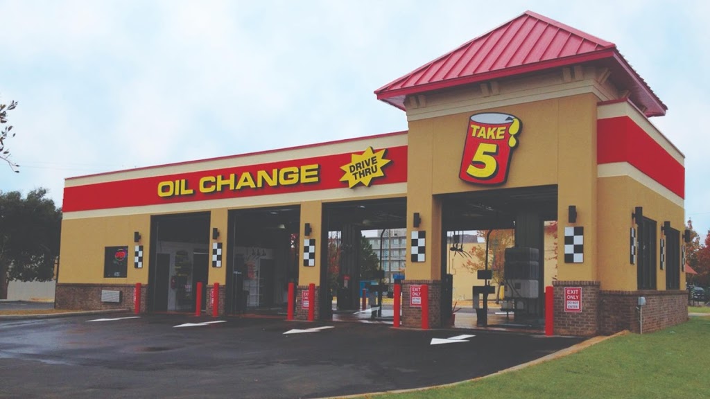 Pro Oil Change | 1326 Guelph Line, Burlington, ON L7P 2S9, Canada | Phone: (289) 812-0193