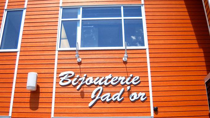 Bijouterie JadOr Enr | 15 Rue de lAréna suite 100, Saint-Étienne-de-Lauzon, QC G6J 0B1, Canada | Phone: (418) 836-7429