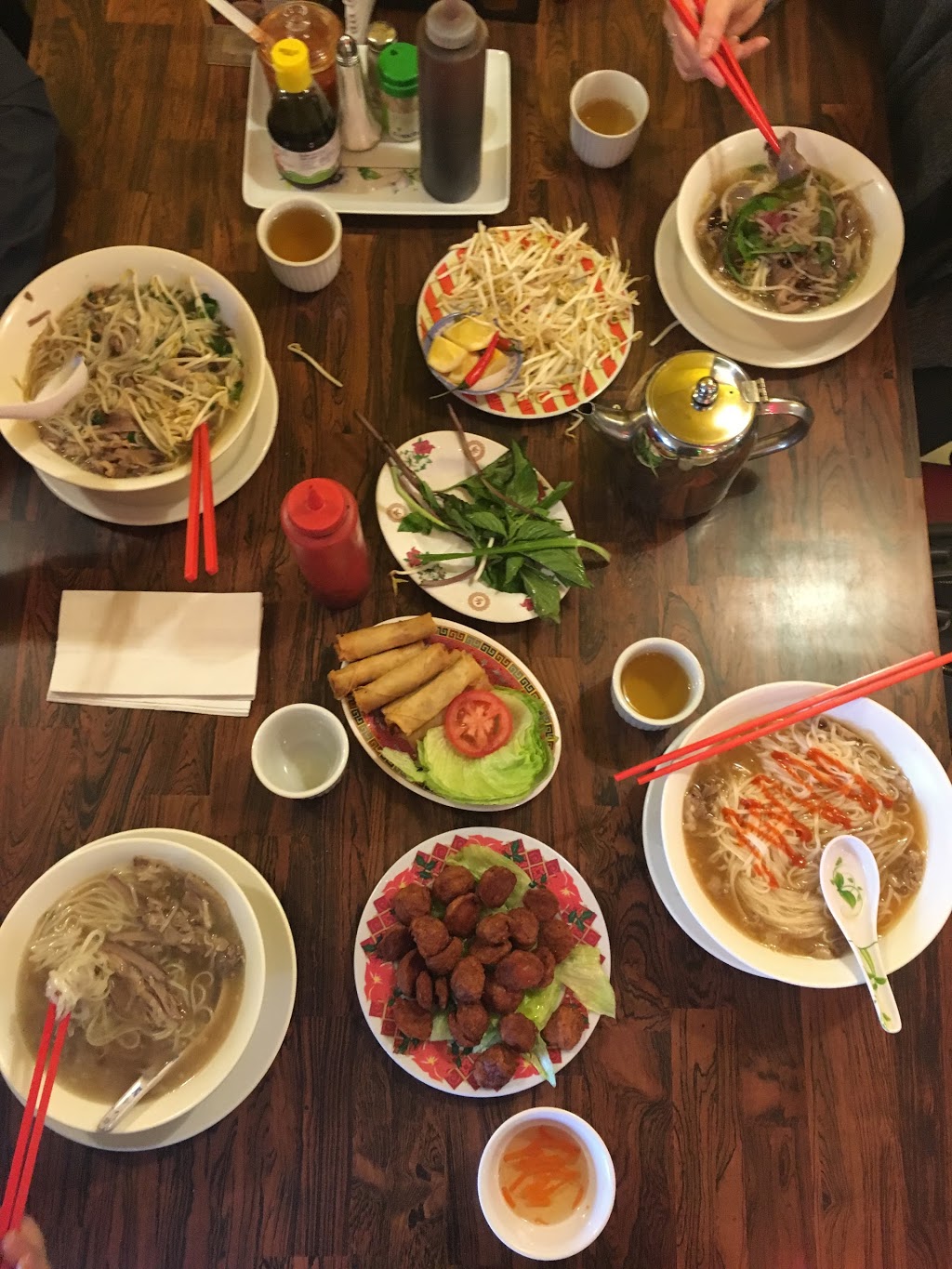 King Noodle House Pho Hoang | 10613 97 St NW, Edmonton, AB T5H 2L5, Canada | Phone: (780) 428-8983