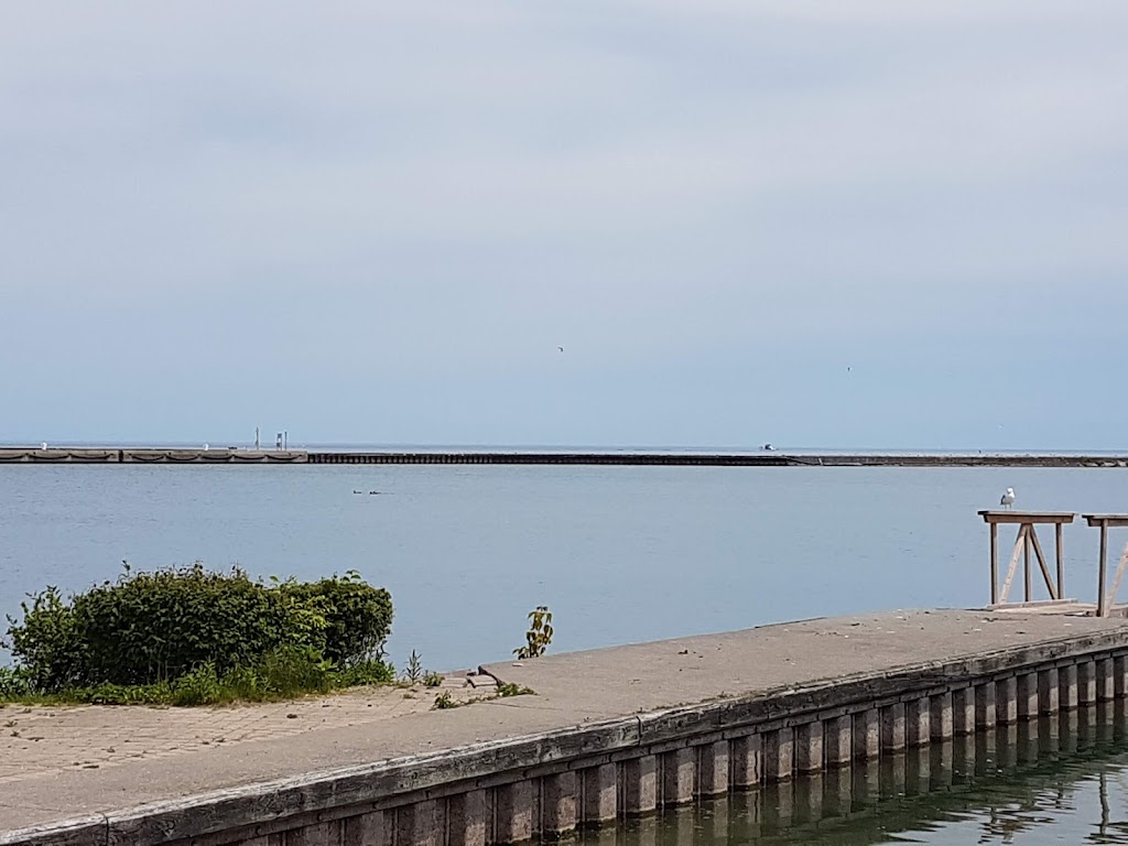 Cobourg boat launch ramp | 116 Hibernia St, Cobourg, ON K9A 3J8, Canada | Phone: (905) 372-2397