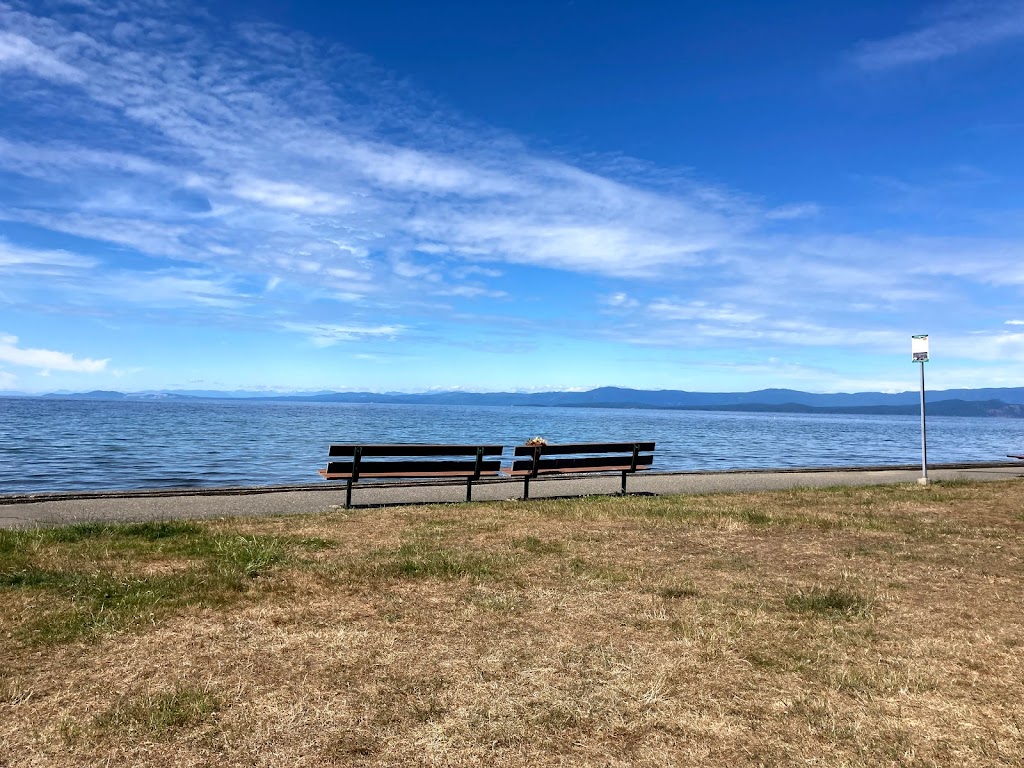 Qualicum Beach Visitor Information and Chamber of Commerce | 2711 Island Hwy W, Qualicum Beach, BC V9K 2C4, Canada | Phone: (250) 752-9532