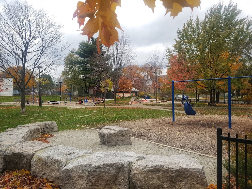 Felstead Park | Greenwood - Coxwell, Toronto, ON M4J 1G2, Canada | Phone: (416) 338-4386