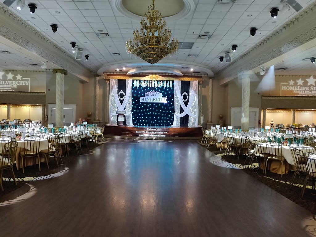 Chandni Banquet Hall | 125 Chrysler Dr, Brampton, ON L6S 6L1, Canada | Phone: (905) 790-8883