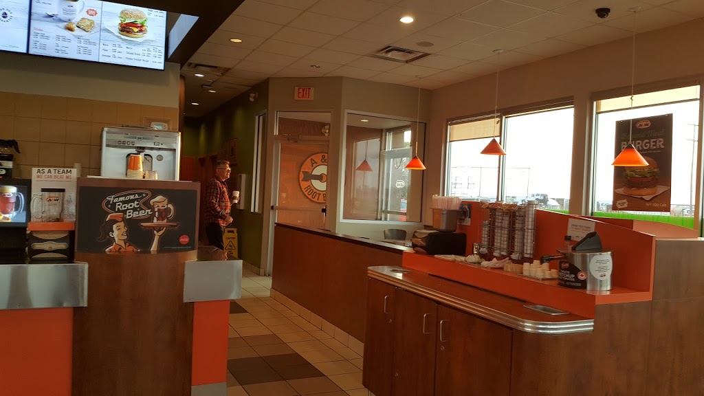 A&W Canada | 920 N Service Rd, Moose Jaw, SK S6H 4P4, Canada | Phone: (306) 692-5400