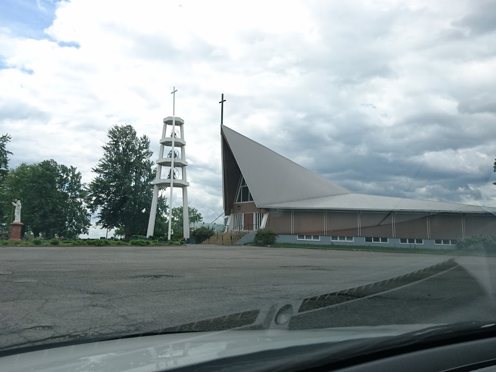 Presbytère Baieville | 30 Rue de lÉglise, Baie-du-Febvre, QC J0G 1A0, Canada | Phone: (450) 783-6783