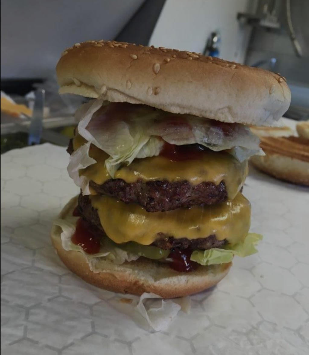 Hit The Spot Burgers & Fries | Sutton, Georgina, ON L0E, Canada | Phone: (289) 231-9729