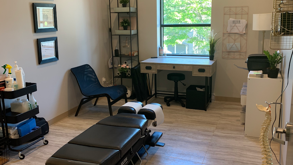 Avenue Chiro | 163 Rue Beaudry N Suite104, Joliette, QC J6E 6A6, Canada | Phone: (438) 378-3358