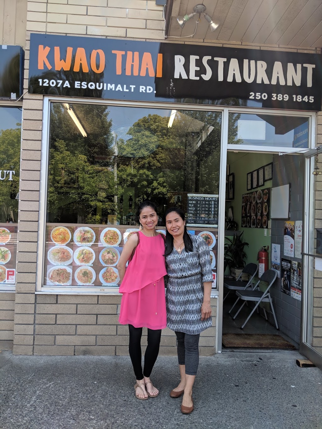 Kwao Thai Restaurant | 1207 Esquimalt Rd, Victoria, BC V9A 3P1, Canada | Phone: (250) 389-1845