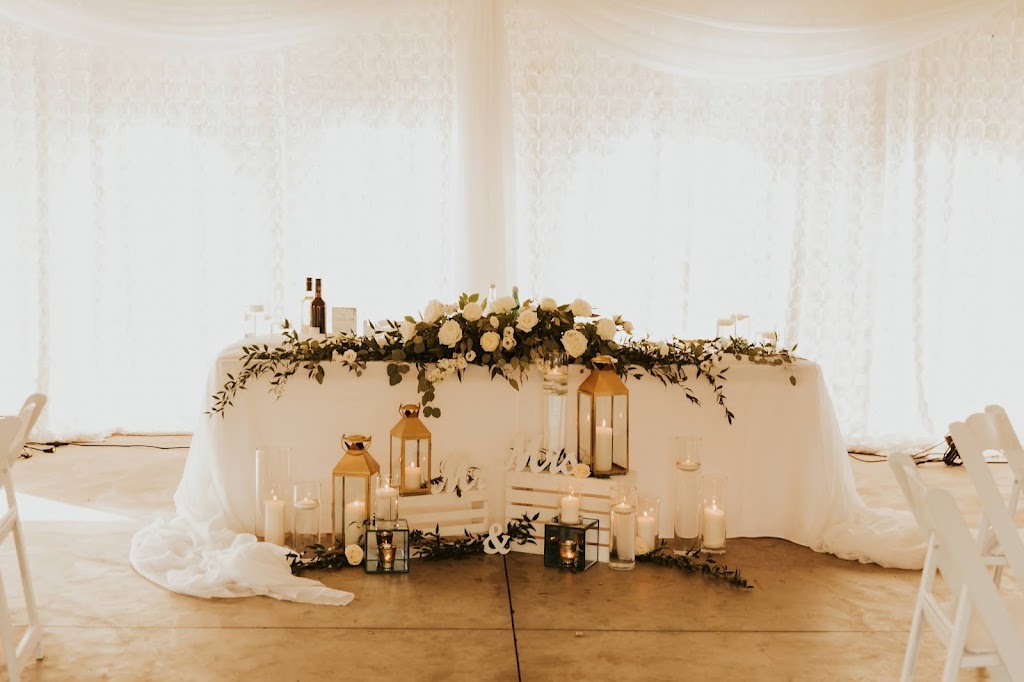 Joani Wedding Decor | 83 Huntington Ln, St. Catharines, ON L2S 3R5, Canada | Phone: (905) 325-9055