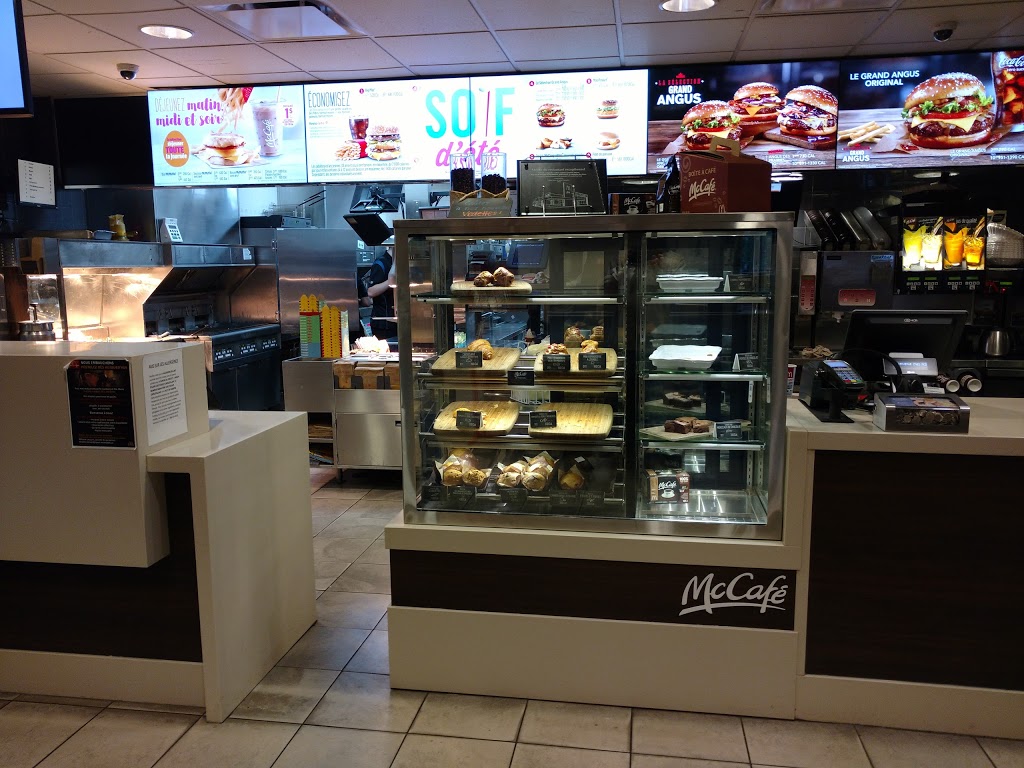 McDonalds | 900 Boulevard Vachon N, Sainte-Marie, QC G6E 1M2, Canada | Phone: (418) 387-2877