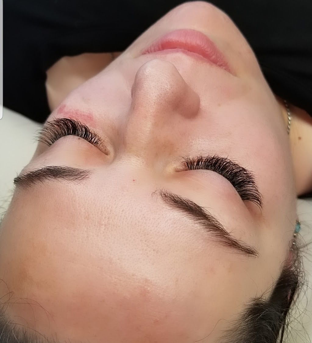 Lash Society | 356 Andrew St, Newmarket, ON L3Y 1H4, Canada | Phone: (647) 532-7811