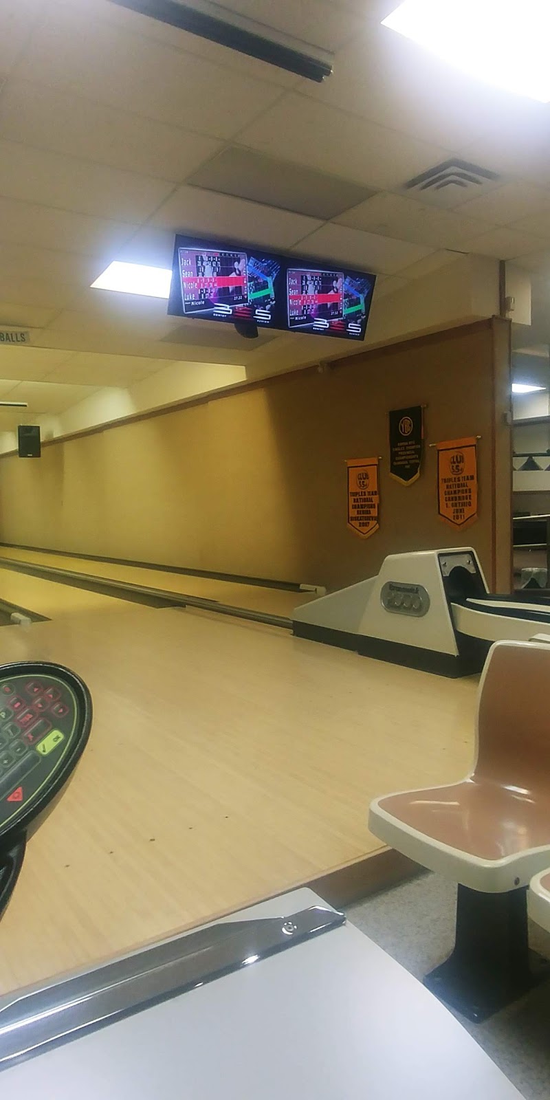 Canyon Lanes | 47585 Trans-Canada Hwy, Boston Bar, BC V0K 1C0, Canada | Phone: (604) 867-8800