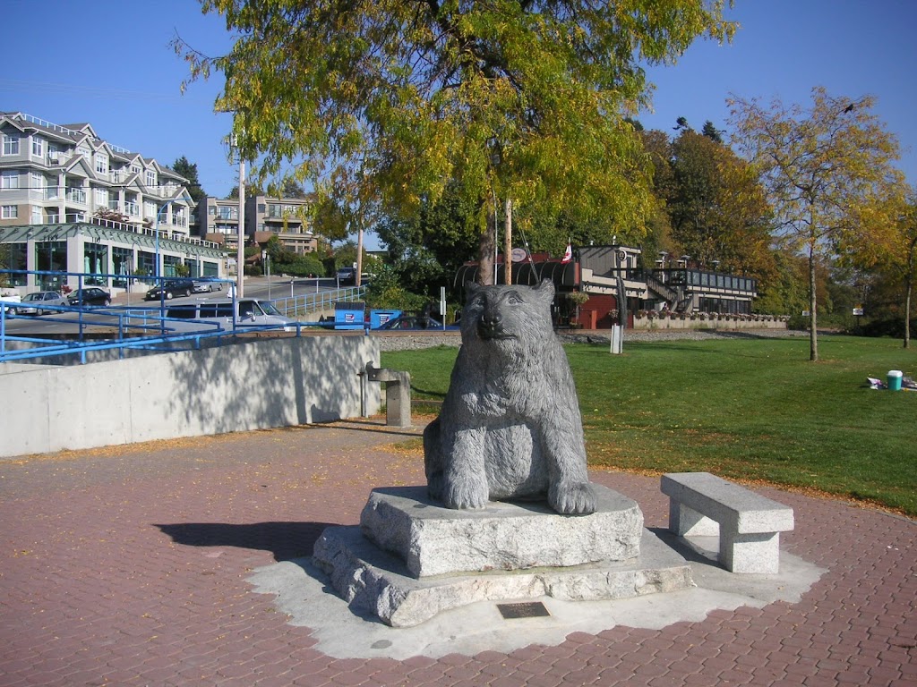 Bear Statue | White Rock Promenade, White Rock, BC V4B 1C9, Canada | Phone: (604) 541-2100