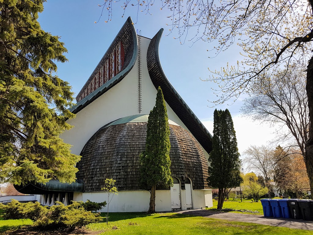 Église Notre-Dame-des-Champs de Repentigny | 187 Boulevard Iberville, Repentigny, QC J6A 1Z1, Canada | Phone: (450) 654-5732