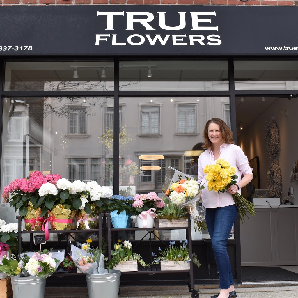True Flowers | 118 Lakeshore Rd W, Oakville, ON L6K 1E3, Canada | Phone: (905) 337-3178