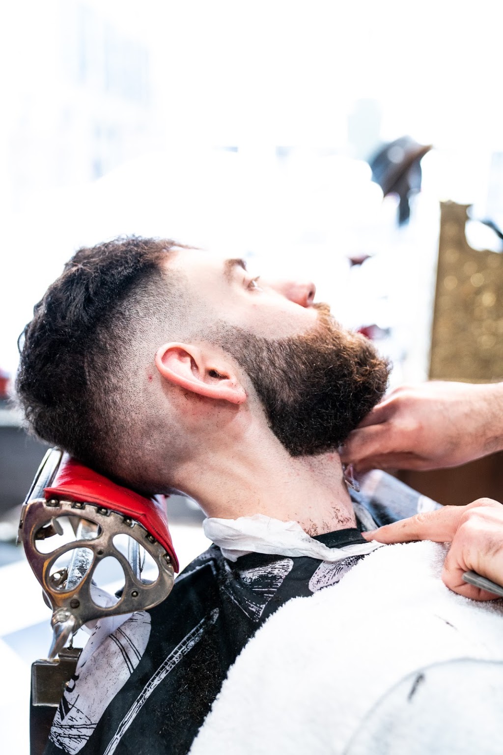 Lather & Steel BarberShop | 1009 Yonge St, Toronto, ON M4W 2K9, Canada | Phone: (647) 351-7077