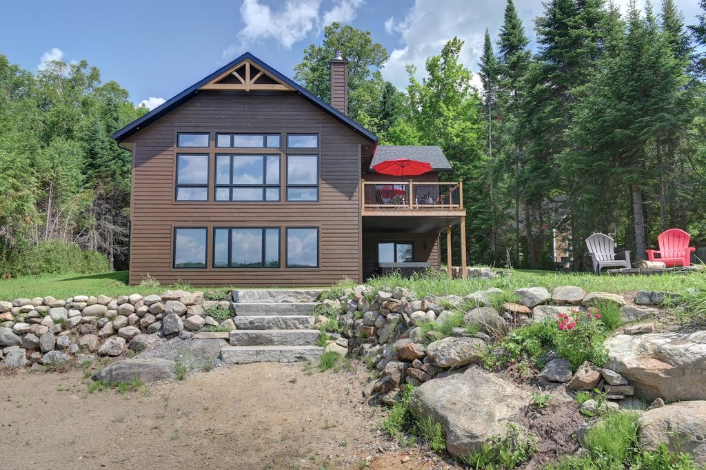 Le Grand Héron | 2334 Chemin du Lac Labelle, Labelle, QC J0T 1H0, Canada | Phone: (514) 833-0016