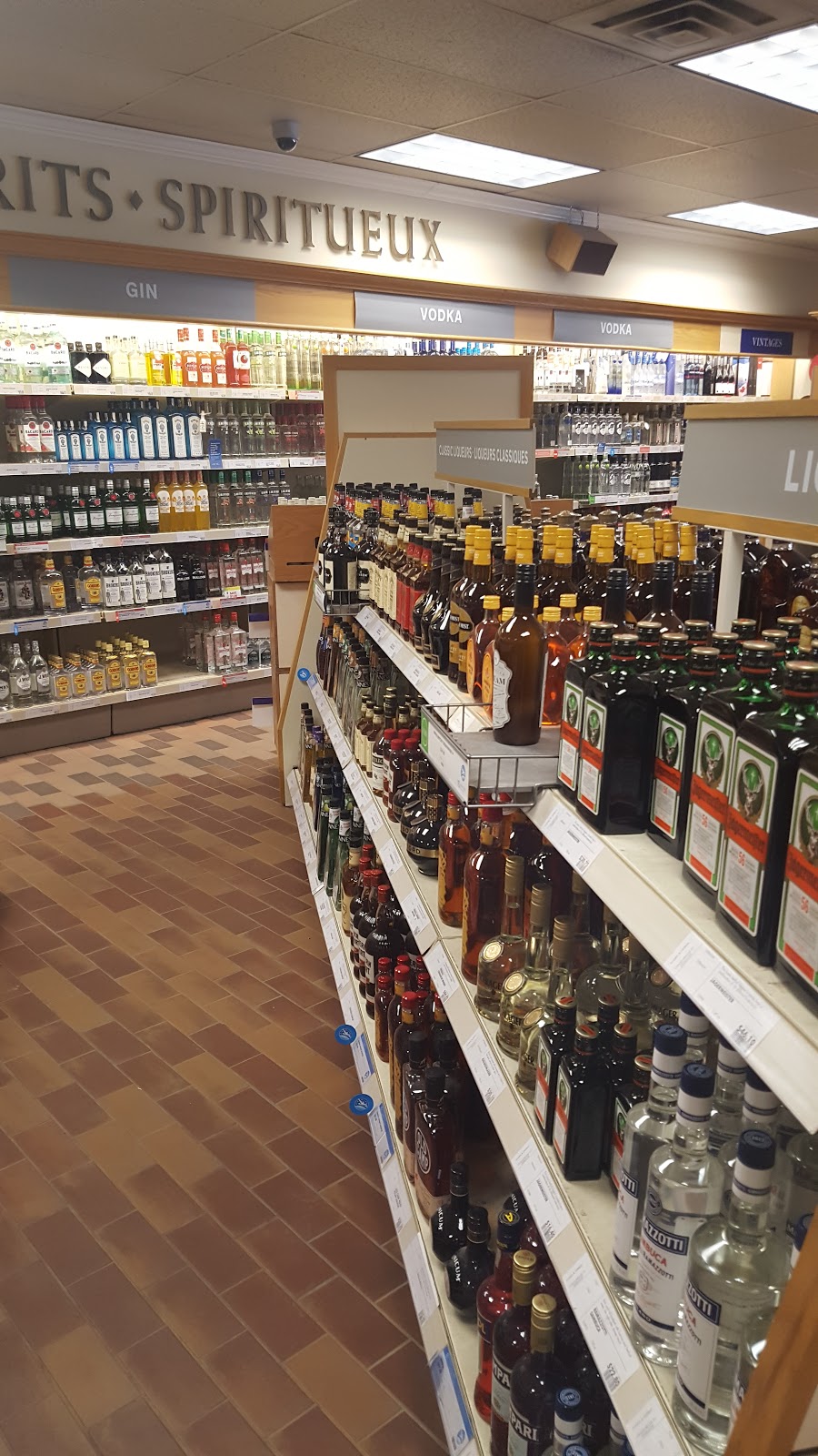 LCBO | 102 Primeway Dr, Welland, ON L3B 0A1, Canada | Phone: (905) 732-3266