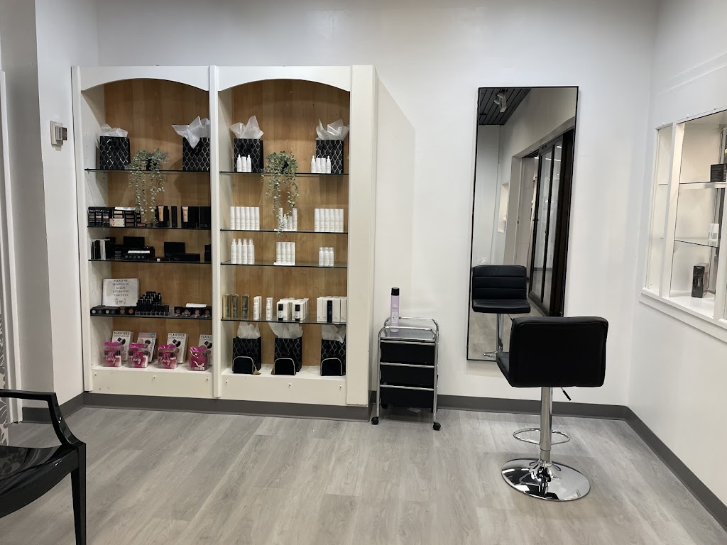 Fashion Brows | 2305 McPhillips St, Winnipeg, MB R2V 3E1, Canada | Phone: (204) 999-8630