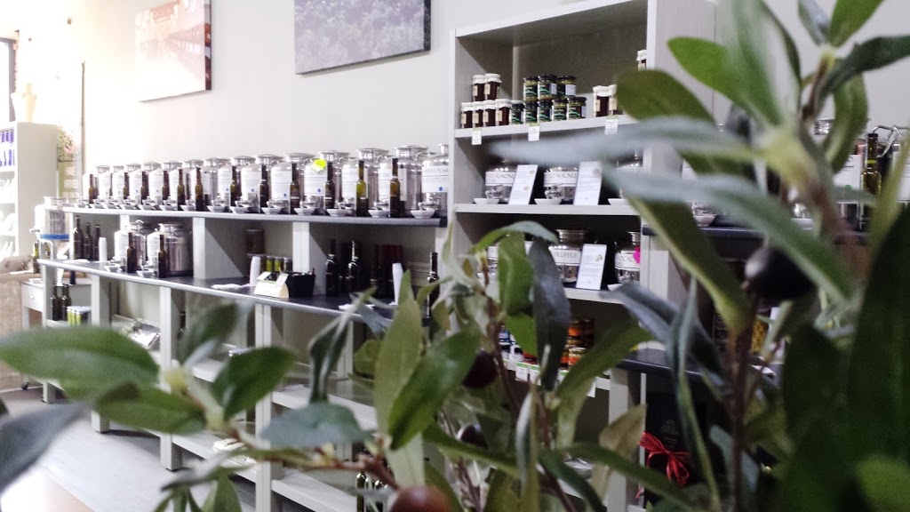 Olive Oil Emporium | 659 St Clair Ave W, Toronto, ON M6C 1A7, Canada | Phone: (416) 902-9060