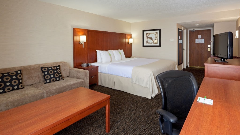 Holiday Inn Oakville (Centre) | 590 Argus Rd, Oakville, ON L6J 3J3, Canada | Phone: (905) 842-5000