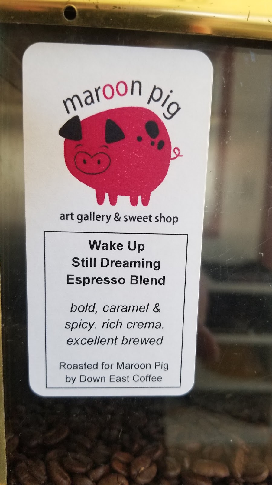 Maroon Pig Art Gallery & Sweet Shop | 37 Water St, Georgetown, PE C0A 1L0, Canada | Phone: (902) 652-2569