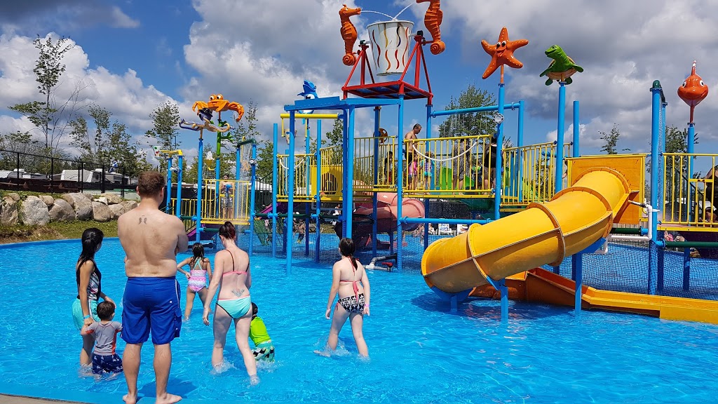 Atlantis Water Park | 11155 QC-335, Saint-Calixte, QC J0K 1Z0, Canada | Phone: (450) 222-5225