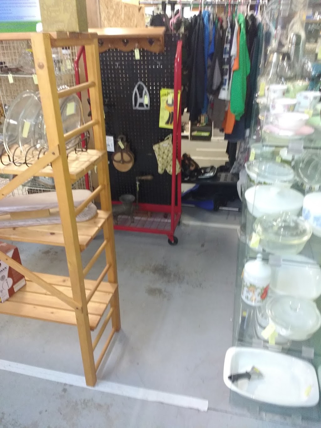 Sanford & Son Second Hand Store | 40 Main St E, Southgate, ON N0C, Canada