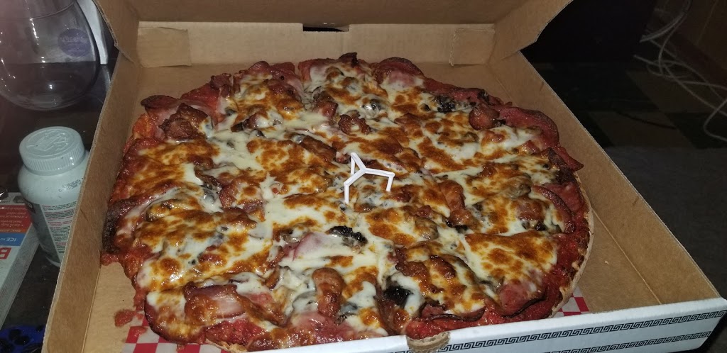 Santa Lucia Pizza Portage | 2029 Portage Ave, Winnipeg, MB R3J 0K6, Canada | Phone: (204) 889-8989