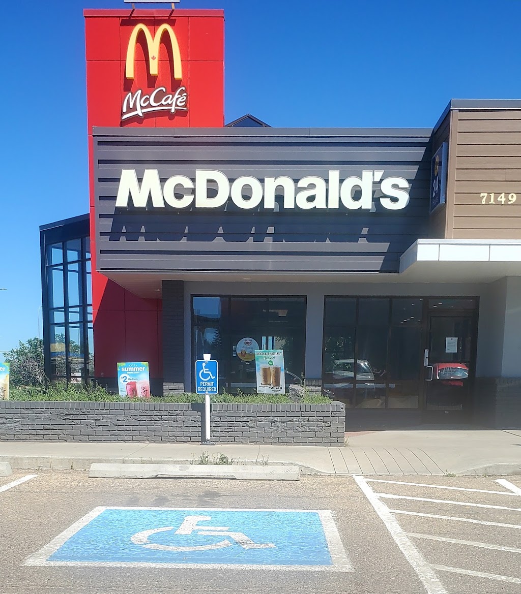 McDonalds | 6065 Parkwood Rd, Blackfalds, AB T0M 0J0, Canada | Phone: (587) 621-1168