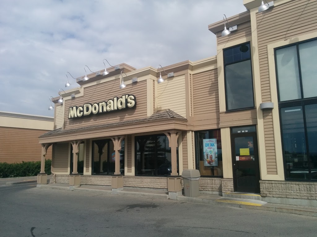 McDonalds | 202 Fifth Ave, Cochrane, AB T4C 1X3, Canada | Phone: (403) 851-5111