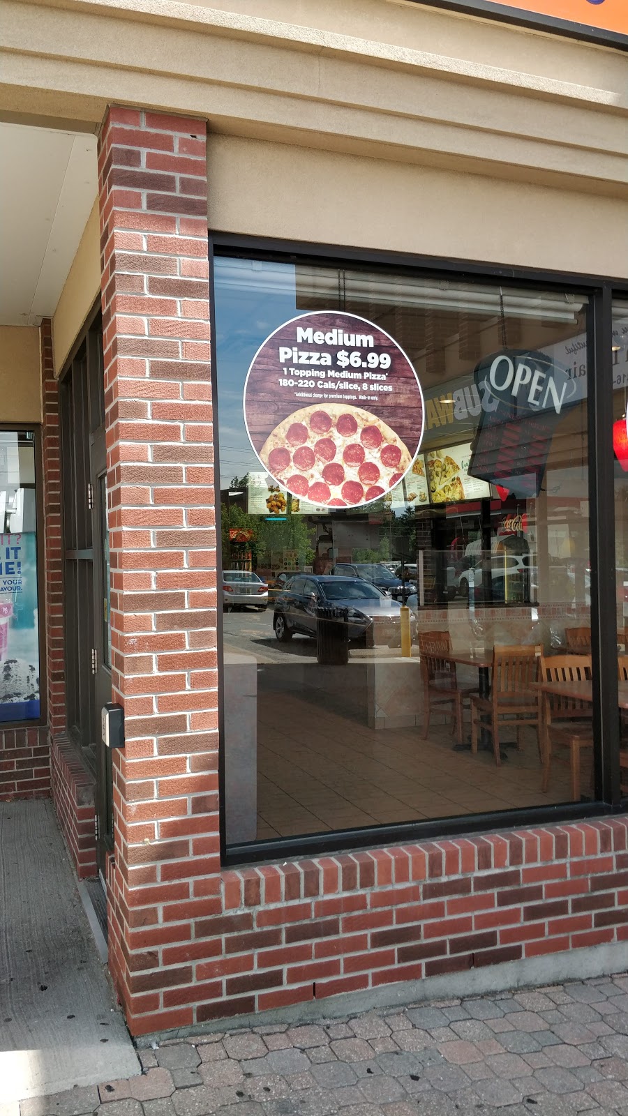 Pizza Pizza | 5921 Leslie St, North York, ON M2H 1J8, Canada | Phone: (416) 967-1111