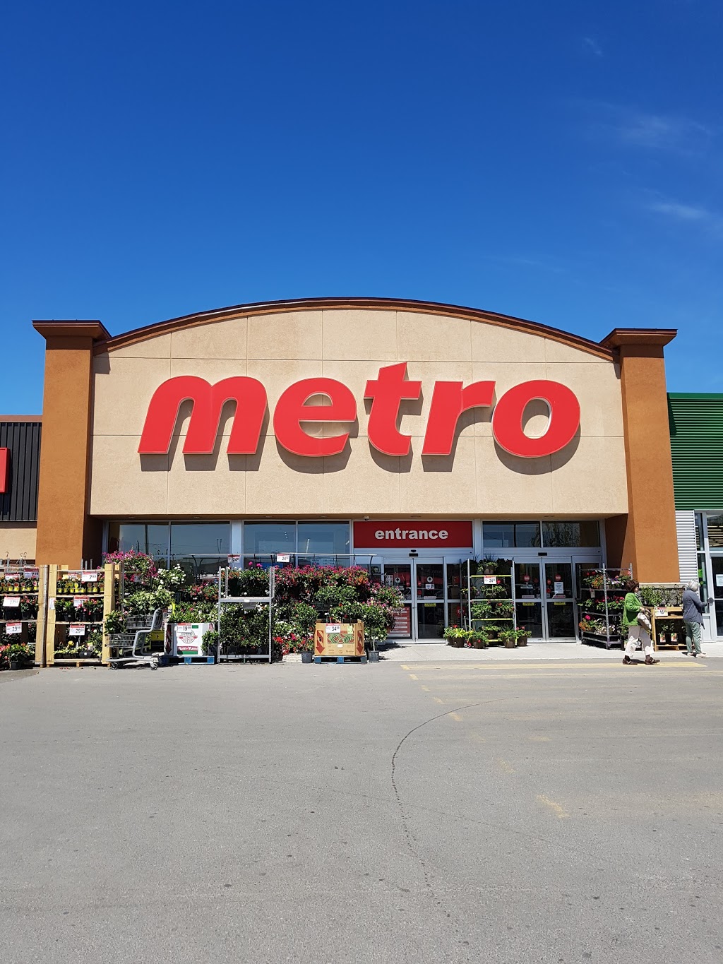 Metro | 375 Daniel St S, Arnprior, ON K7S 3K6, Canada | Phone: (613) 623-6273