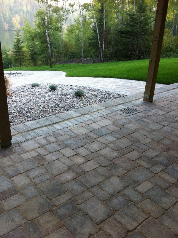 Zimmer Landscaping | 419 Melrose Ave E, Winnipeg, MB R2C 0B5, Canada | Phone: (204) 793-6101