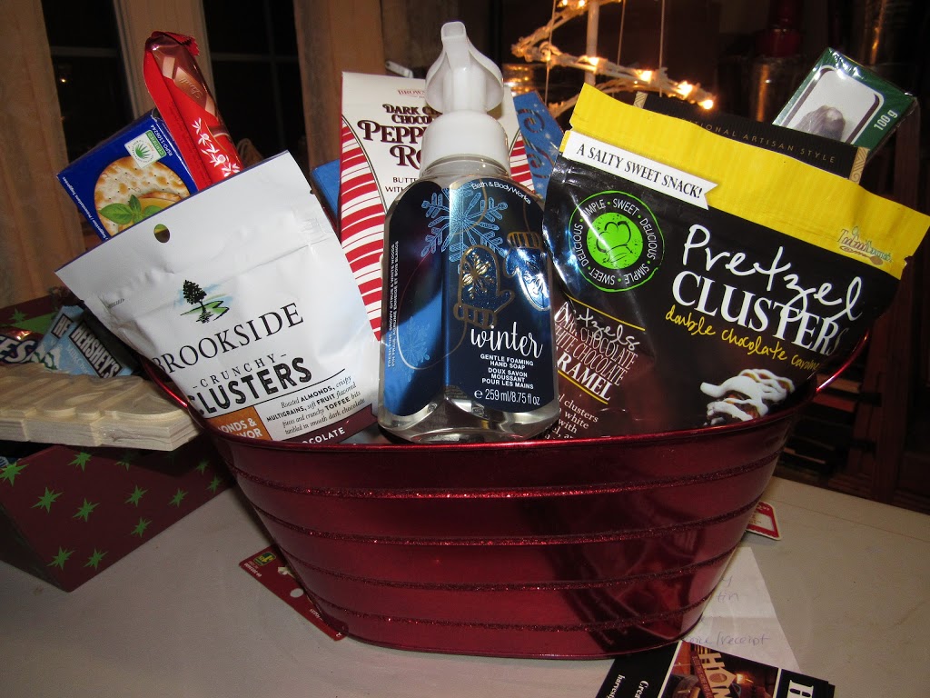 Harvest Gift Buckets | Division St N and, Danforth Rd W, Cobourg, ON K9A 4J7, Canada | Phone: (905) 372-2216