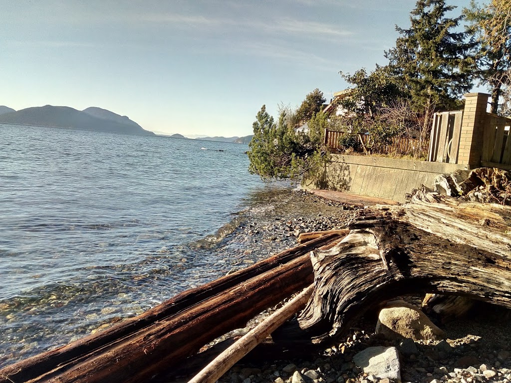 Brunswick Beach | Brunswick Beach Rd, Lions Bay, BC V0N 2E0, Canada | Phone: (604) 921-9333